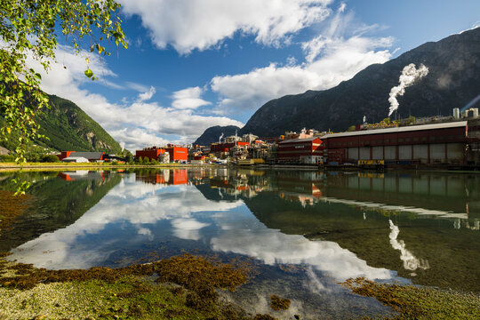 Firma Boliden, Sorfjorden, Odda, Vestland, Norwegen