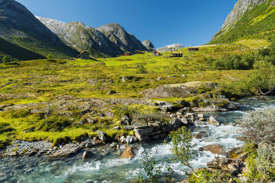 Skjerdingsdalsaetre, Fluss Grasdola, Strynefjell, Norwegen