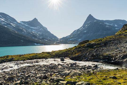 Hjelledalstinden, Falketind, Koldedalsvatnet, Jotunheimen Nationalpark, Innlandet, Norwegen