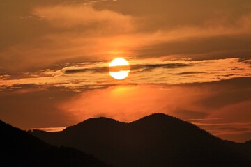 구름과 해, 저녁노을 풍경