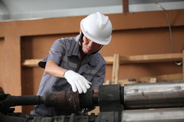 engineer team full skill quality for maintenance and training in industry factory worker , warehouse Workshop for factory operators,mechanical engineering team production.