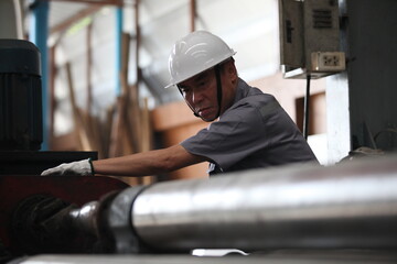 engineer team full skill quality for maintenance and training in industry factory worker , warehouse Workshop for factory operators,mechanical engineering team production.