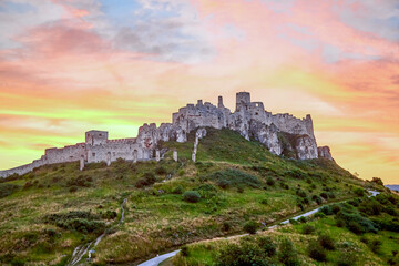 Fototapeta premium Side view of the ruins of Spis Castle in eastern Slovakia. The castle is situated above the town of Spisske Podhradie and is a UNESCO Heritage listed site, Spis, Slovakia, Europe