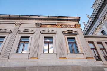 Obraz premium Historic building of the Austrian Parliament (1874 - 1883). Architectural details, view from Schmerling place. Vienna, Austria.