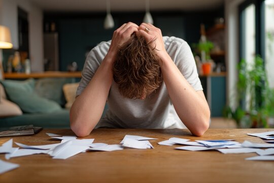 A Moment of Reflection: Human Struggles with Overwhelming Emotions