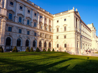 Fototapeta premium Hofburg Imperial Palace in Vienna, Austria on a beautiful sunny winter day