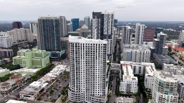 aerial orbit of the fort lauderdale florida skylin