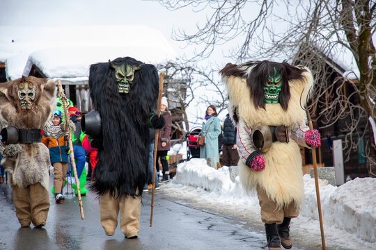 Tsch&auml;gg&auml;tt&auml; Carnival, Loetschental, Switzerland