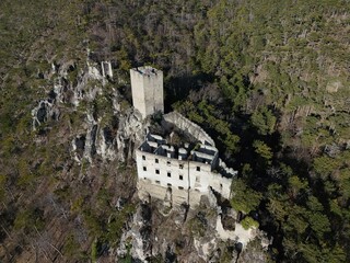 Burgruine Rauhenstein  Malerische Ruinenen