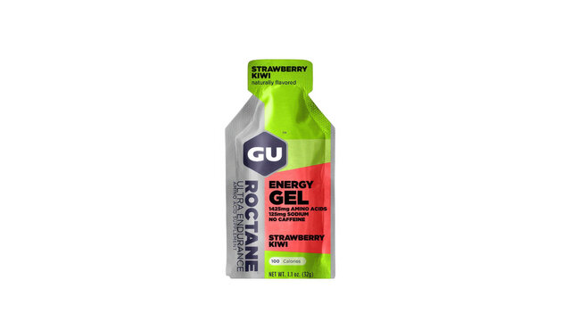 Gu Roctane energy gel with strawberry and kiwi flavor on a transparent background