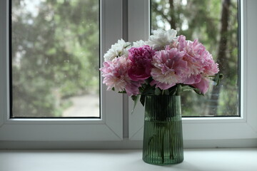 peonies © Liza
