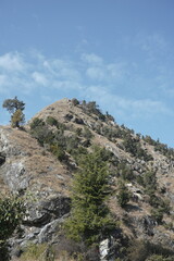 Fototapeta premium mountain landscape with blue sky in Rudraprayag, Uttarakhand, India