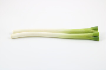 料理の基本食材として重宝する白ネギ