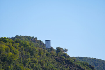 Obraz premium Mittelrhein, Rhein, Kamp-Bornhofen, die Feindlichen Brüder
