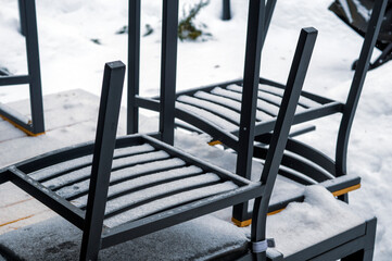garden furniture overwintering