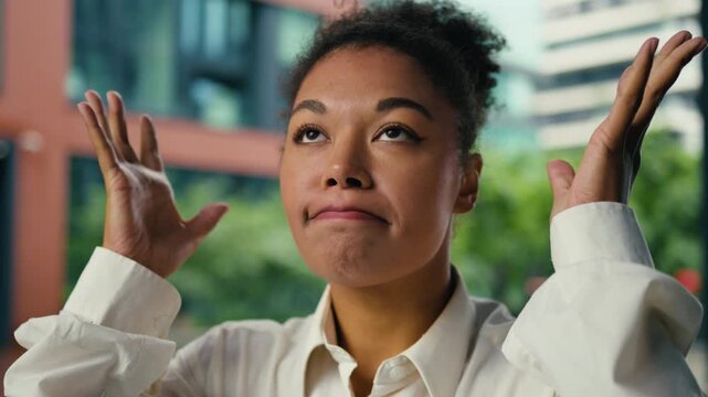 African American business woman showing mind brain explosion businesswoman head burst crazy idea blow female girl entrepreneur agent work problem working trouble shocked news reaction overload in city