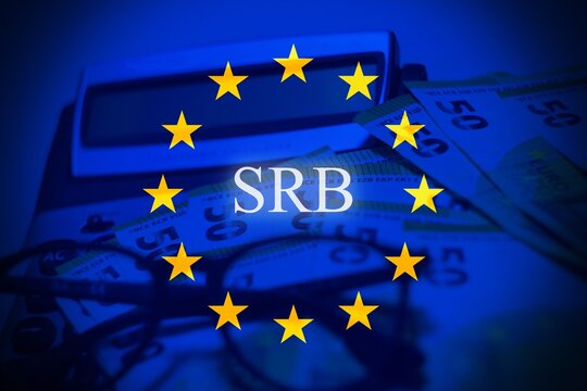 Stack of Euro banknotes with EU flag overlay and &ldquo;SRB&rdquo; text. Represents the European Single Resolution Board, banking oversight, and financial security.