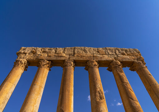 Roman temple of Jupiter in the archaeological site, Baalbek-Hermel Governorate, Baalbek, Lebanon