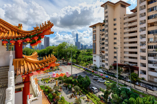 Thean Hou Temple to the Goddess Mazu and Kuala Lumpur skyline, Malaysia, Asia
