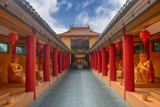 Seen Hock Yeen, Well-known Confucius Temple for bringing luck to students, Colonnade with statues, Chemor, Perak, Malaysia