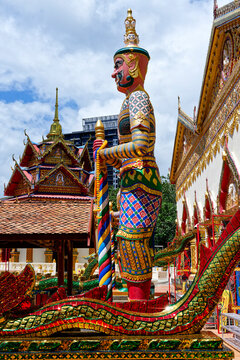 Reclining Buddha Wat Chaiyamangalaram Thai Buddhist Temple, Statue of Devas and Yakshas guarding the temple, George Town, Penang, Malaysia