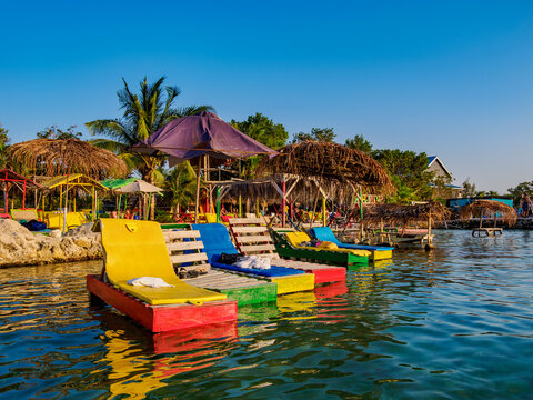Swing Bar, Secret Beach, Ambergris Caye, Belize District, Belize