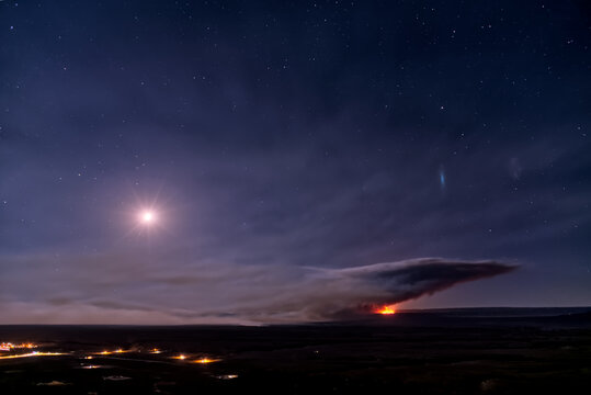 Dragon Bravo Wildfire burning on Grand Canyon North Rim, Arizona, United States
