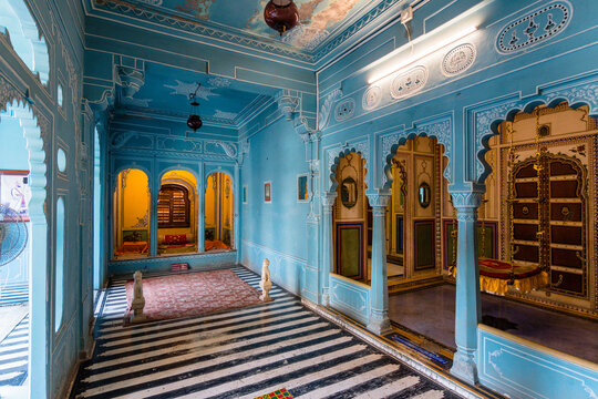 erior of udaipur palace, india