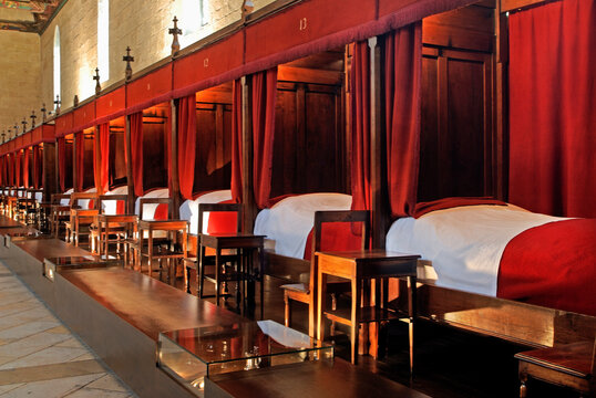 Room of the Poors, Hotel-Dieu of Beaune, Cote-d Or department, Burgundy region, France, Europe
