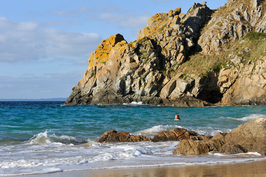 Pors Peron beach, Beuzec-Cap-Sizun, Finistere department, Brittany region, France
