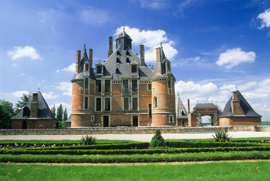 Chateau de Montmort, Marne department, Champagne-Ardenne region, France, Europe