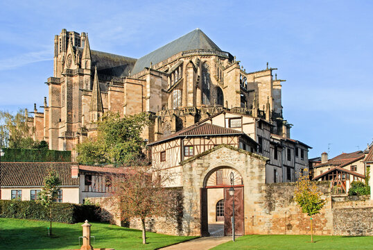 St-Etienne Cathedral, Limoges, Haute-Vienne department, Limousin region, France, Europe