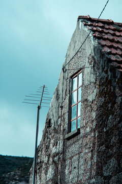 Cassa abandonada na aldeia 