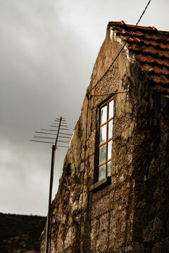 Cassa abandonada na aldeia 