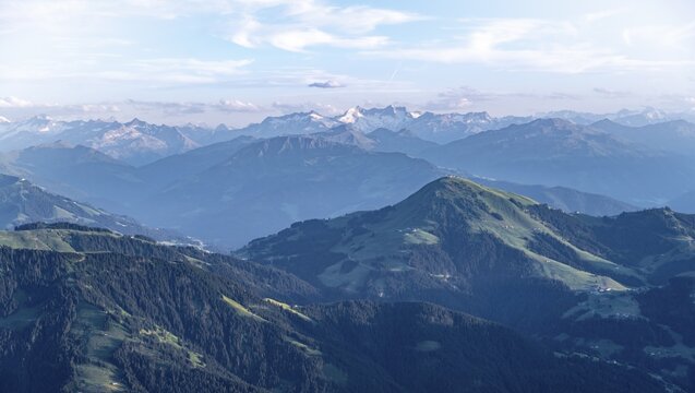 Evening atmosphere, view of Reichenspitze and Zillertal Alps, in front Hohe Salve, dramatic mountain landscape, view from Scheffauer, Tyrol, Austria