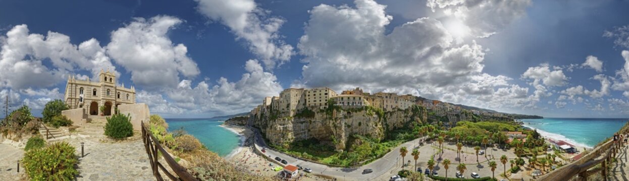 360&deg; panorama with the medieval church Santuario di Santa Maria dell Isola and the old town of Tropea with its turquoise sea and sandy beaches, Tropea, Vibo Valentia, Calabria, Southern Italy, Italy