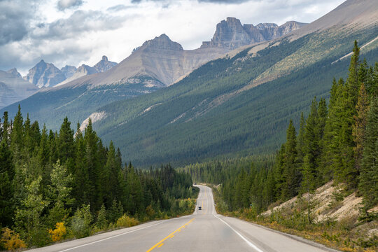 Road in Mountins