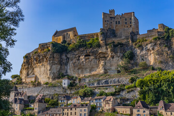 Fototapeta premium The Beynac et Cazenac castle