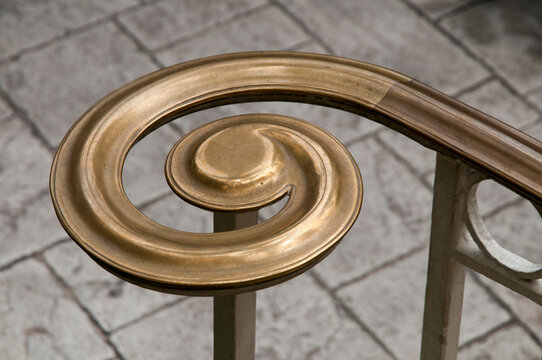 USA, Hawaii, Honolulu, Waikiki.  Architectural Detail of handrail in luxury Hotel