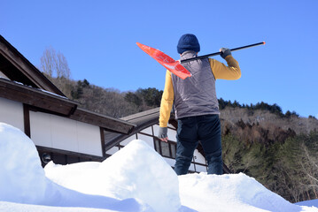 豪雪地帯で田舎暮らし老人のライフスタイル