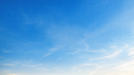 Obraz premium clear blue sky with no clouds