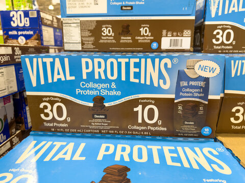 Vital Proteins Collagen and Protein Shake 30g Total Protein Display at Costco