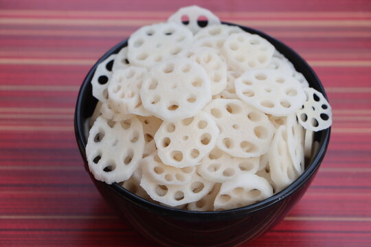 Fresh raw lotus root slices,, cooking ingredient