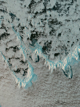 Patterns of snow and ice on the surface of Lake Michigan from drone