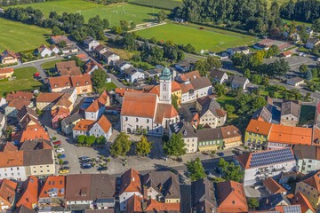 Ausblick von oben auf die Stadt Pfreimd im Naabtal im Oberpf&auml;lzer Kreis Schwandorf