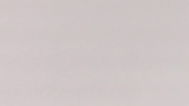 Fusilli rieseln herunter und bilden zum Schluss eine geschlossene Fl&auml;che