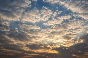 Obraz premium Beautiful clouds with blue sky background. Nature weather