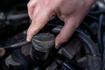 Engine Oil Filler Cap Maintenance
