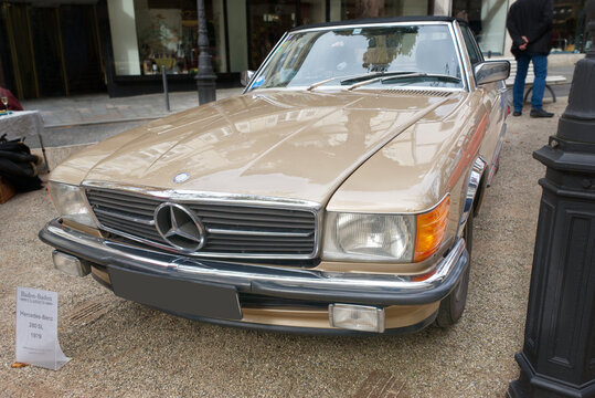 Mercedes-Benz  280 SL from 1979 