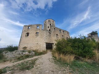 Fototapeta premium Medieval Počitelj Fortress with Kulina Tower Overlooking Neretva Valley
